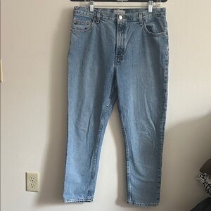 Vintage Classic GAP Women Original Fit Lt. Wash Blue Denim Relaxed Fit Jeans. 14